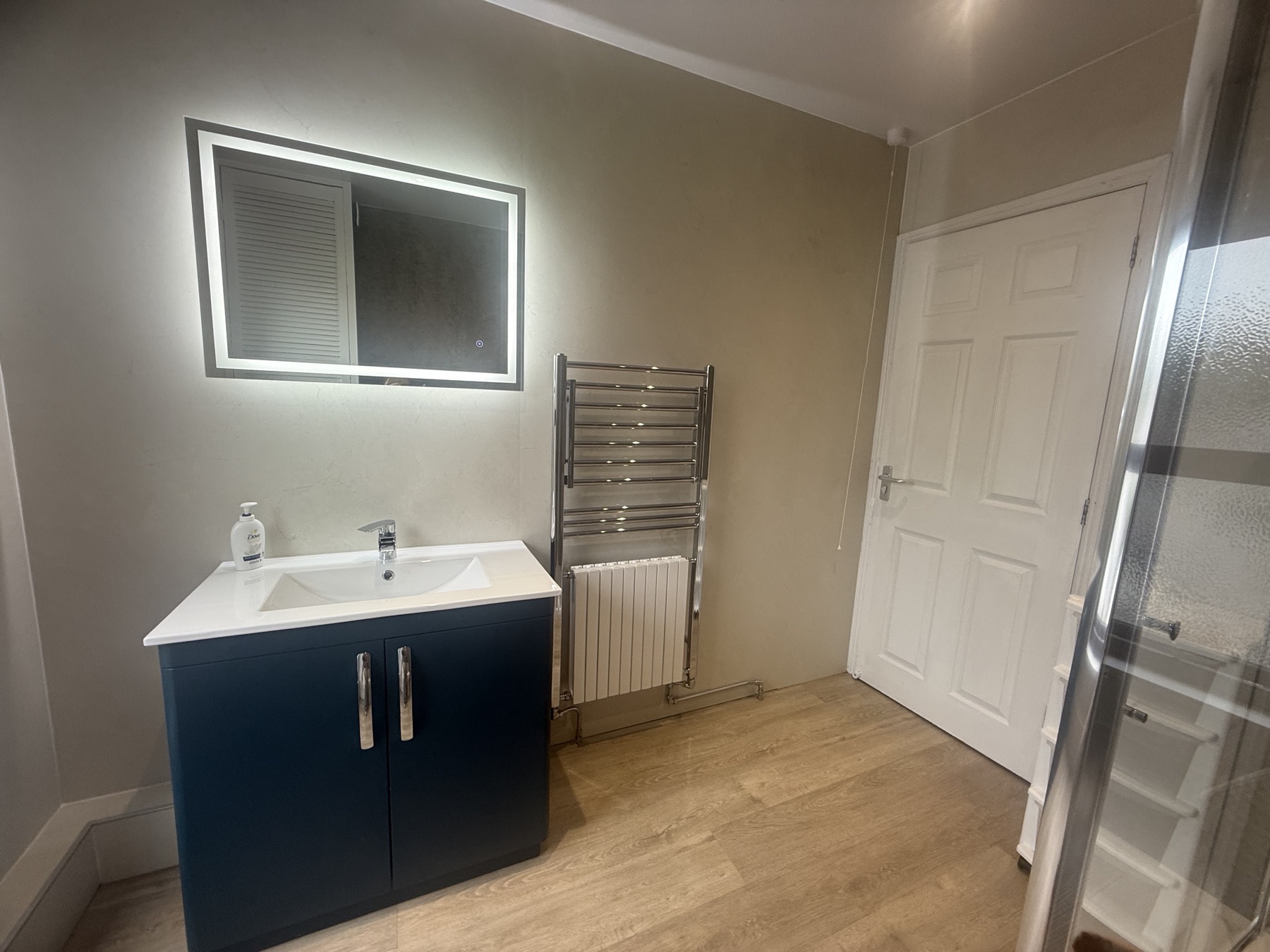 40 Orme Road bathroom
